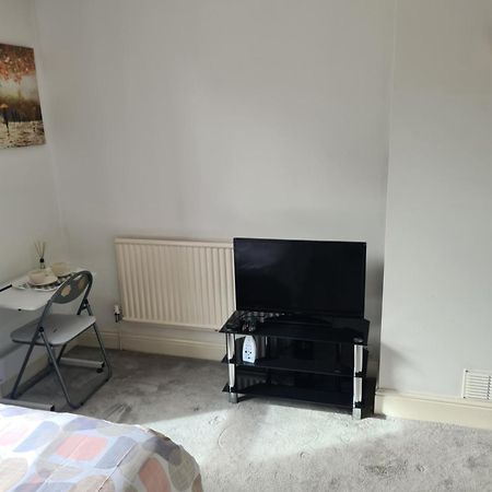 A Private & Beautiful Bedroom With Shared Bathroom In The Heart Of Bournemouth Eksteriør bilde