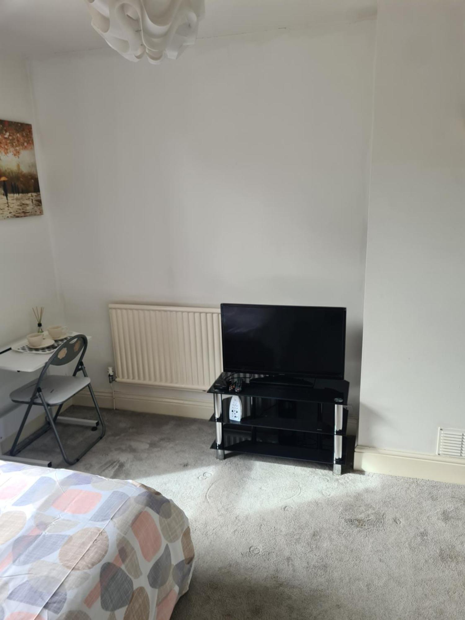 A Private & Beautiful Bedroom With Shared Bathroom In The Heart Of Bournemouth Eksteriør bilde