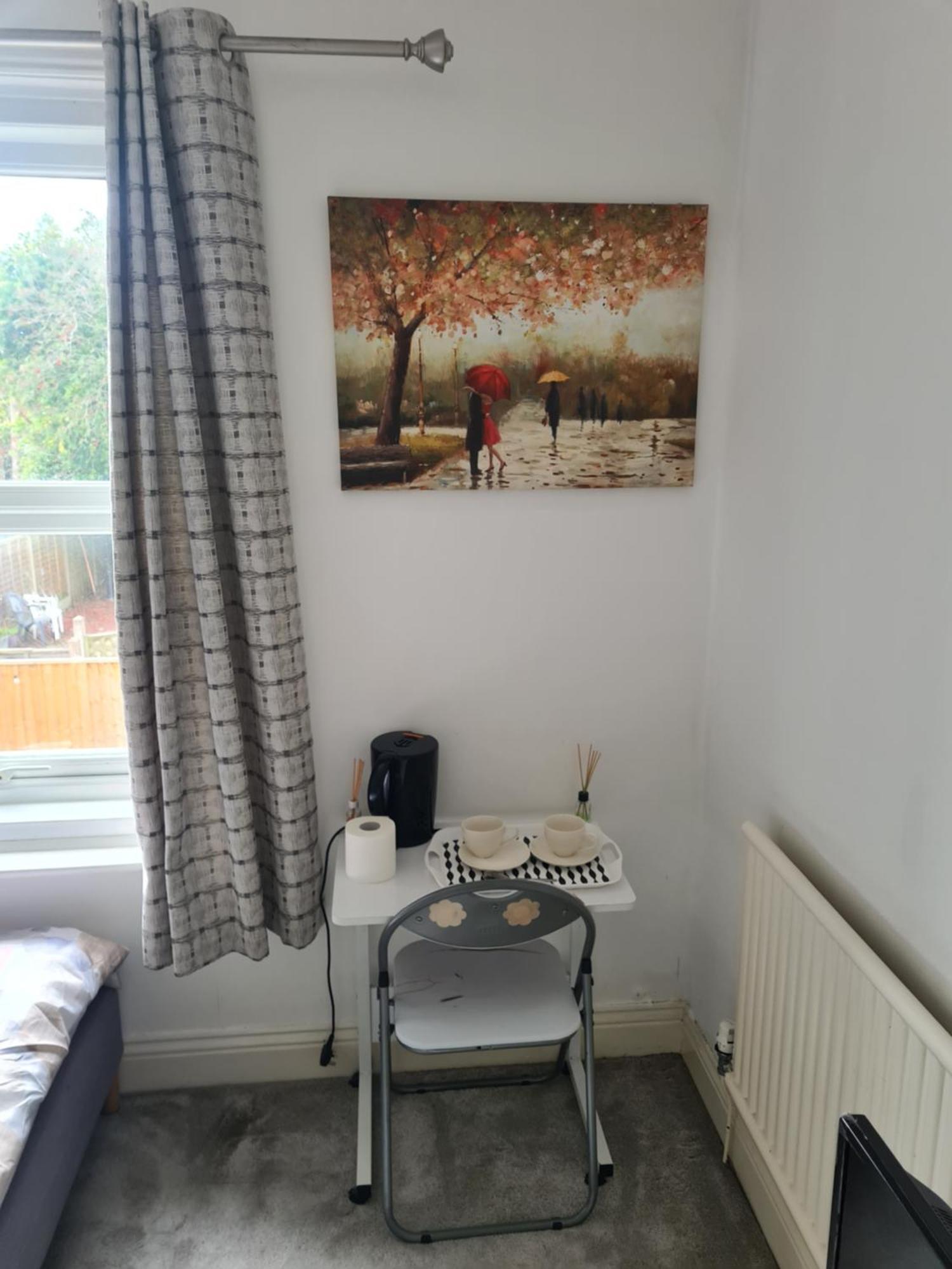 A Private & Beautiful Bedroom With Shared Bathroom In The Heart Of Bournemouth Eksteriør bilde