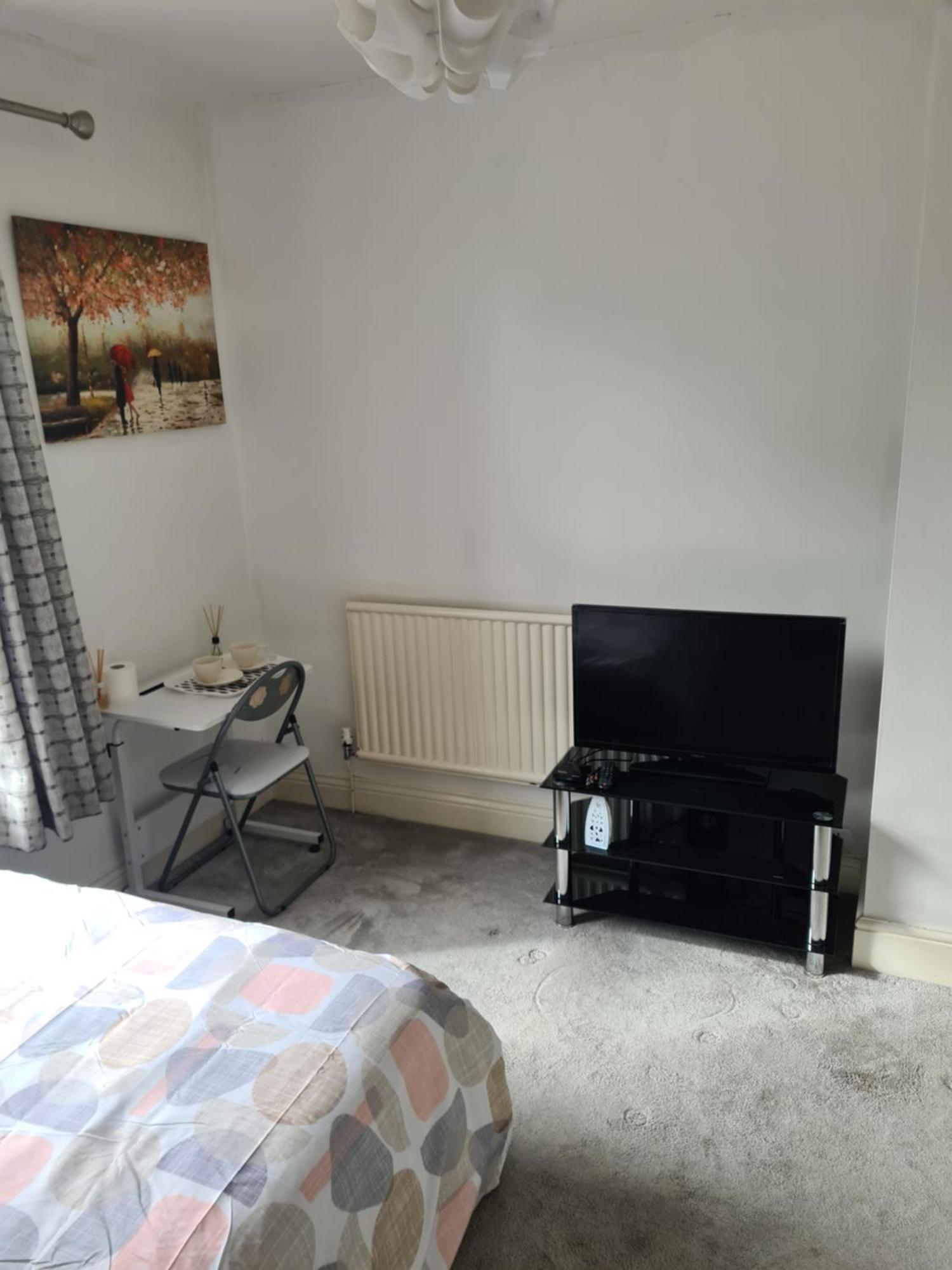 A Private & Beautiful Bedroom With Shared Bathroom In The Heart Of Bournemouth Eksteriør bilde